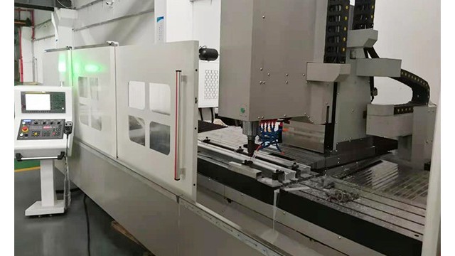 CNC加工怎么選擇零件質(zhì)量好壞？-科鼎鑫