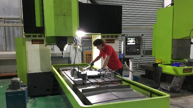 攪拌摩擦焊機(jī)多少錢一臺？