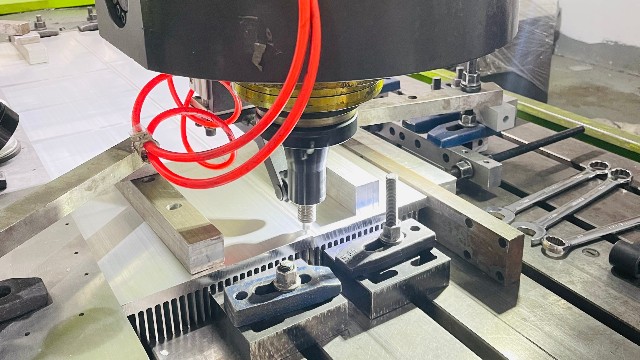 攪拌摩擦焊過程，是這么操作的嗎？-科鼎鑫數(shù)控